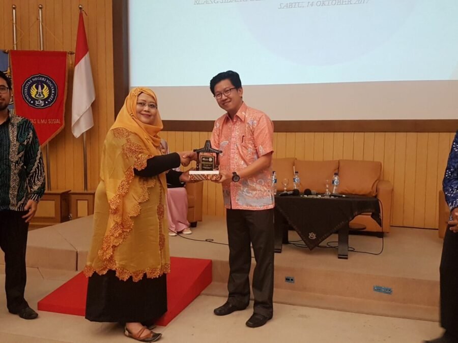 Dokumentasi kegiatan Andreas Hartono, CFP